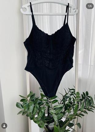 Shein. фірмовий мереживний боді