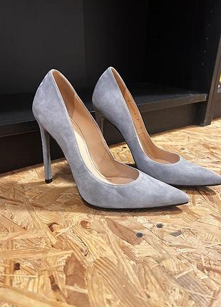 Туфлі  stuart weitzman