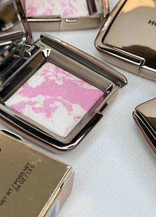 Рум'яна hourglass ambient lighting blush ethereal glow 4
