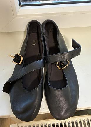 Шкіряні балетки zara
