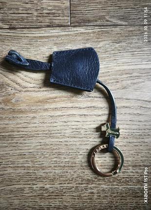 Брелок radley