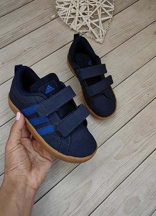 Кросівки, кроссовки adidas
