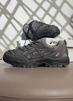 Чоловічі кросівки asics gel-pickax grey
