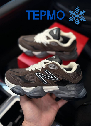 Жіночі термо кросівки new balance 9060  темно коричневі