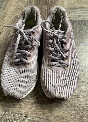 Кросівки under armour