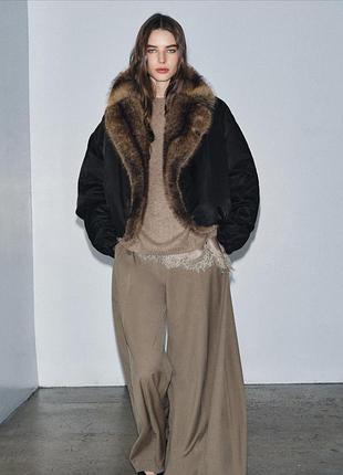 Жіноча утеплена куртка бомбер з штучним хутром zara