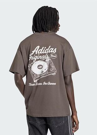 Чоловіча оверсайз футболка adidas originals vintage records graphic 2xl-3xl
