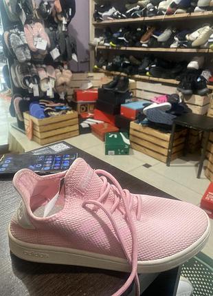 Кеди жіночі adidas рожеві