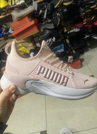 Кросівки жіночі puma рожеві