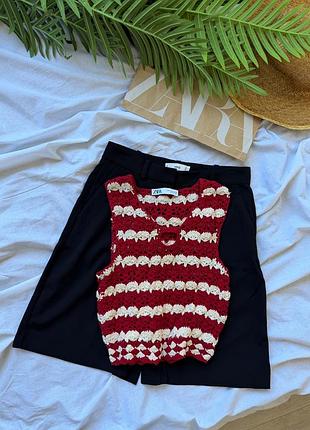 Трендова жилетка zara