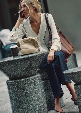 Блузка рубашка молочная с воланами от zara