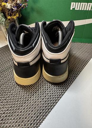 Оригінальні кросівки jordan 3