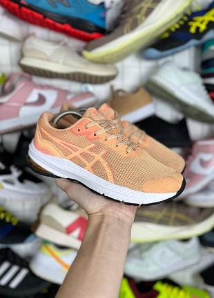 Кроссовки asics р(39)