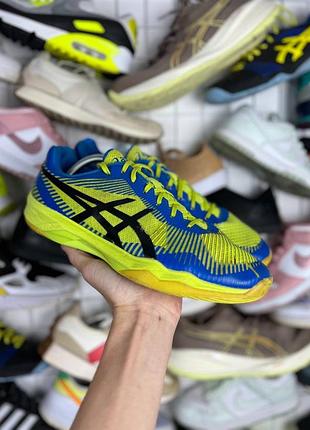 Кроссовки asics  оригинал р(43.5)