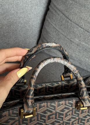 Сумка guess з візерунком 3