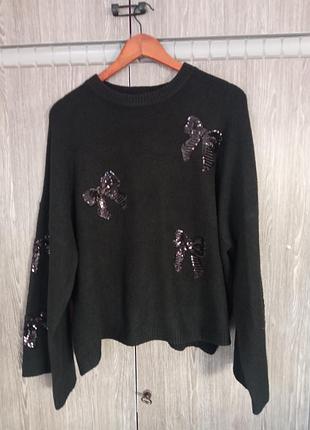 Свитер черный с широкими рукавами.c&amp;a