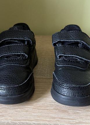 Детские кроссовки adidas tensaur hook and loop