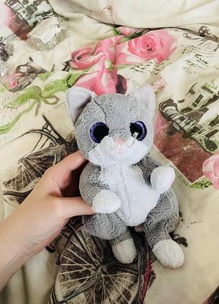 Мʼяка іграшка кошеня