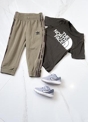 Спортивні штани adidas 18-24 міс