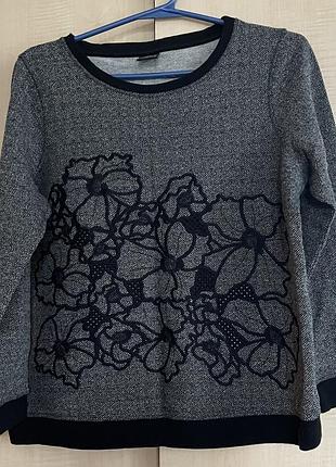 Світшот madeleine сірий із прорізною вишивкою, l-xxl