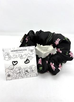 🎁 мини подарочный сет: резинка-скранч из искусственного шелка и серьги honeymoon_es