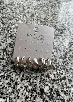 Набір сережок mood by jon richard, 3 пар. сріблясті сережки-кільця різного дизайну для стильних образів на кожен день.
