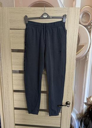 Чоловічі спортивні штани gymshark bold joggers s