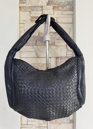 Вінтажна шкіряна сумка у стилі bottega veneta