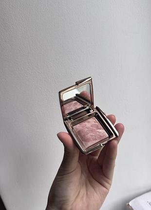 Рум'яна hourglass mini