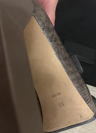 Жіночі ботильйони alexander wang сірі 8