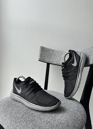 Спортивні чоловічі кросівки кеди взуття nike