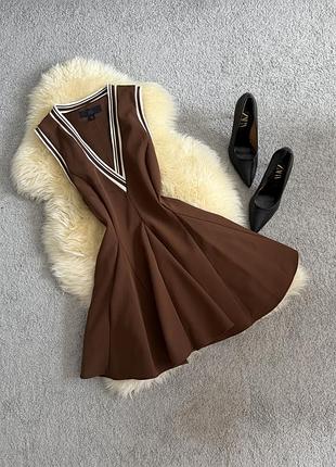 Стильна сукня zara