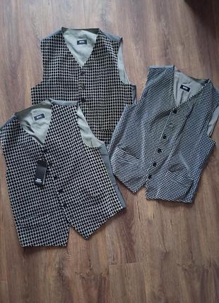 Брендова жилетка hugo boss.