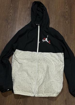 Вітровка чоловіча jordan big logo чорно-біла