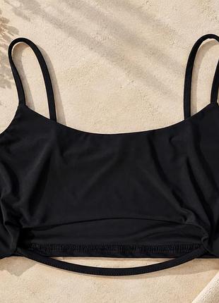 Топ prettylittlething чорний xs-m