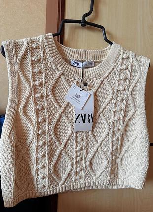 В'язаний жилет / укорочений топ zara, в'язаний гачком, розмір s, світло-бежевий.