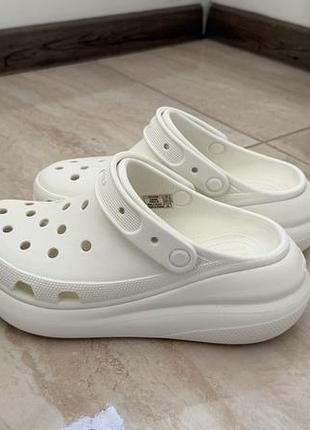 Жіночі білі crocs 2