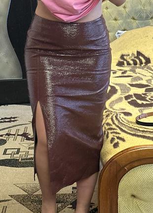 Довга спідниця жіноча zara бордова з розрізом