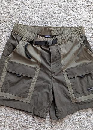 Шорты patagonia, size m, состояние идеальный, полупояс резинка 42-44, бедра 58 длина 45 ширина штанины 31