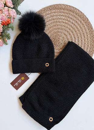 Чорний колір комплект шапка + шарф з лого loro piana