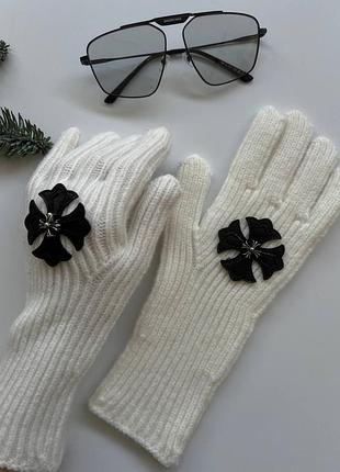 Рукавички жіночі перчатки молочні білі з хрестом chrome hearts
