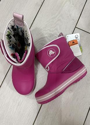 Дитячі крокси чоботи для дівчинки crocband 2.5 gust boot pink нові j2 32-33