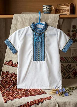 Вышиванка на хлопчика