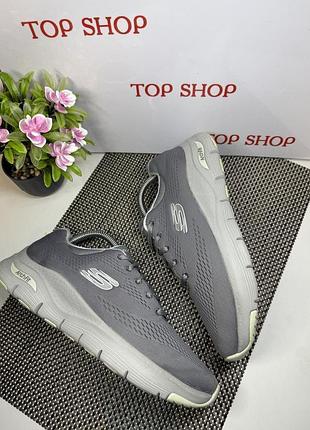Оригинальные кроссовки skechers 3