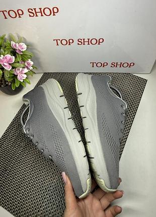 Оригинальные кроссовки skechers 4