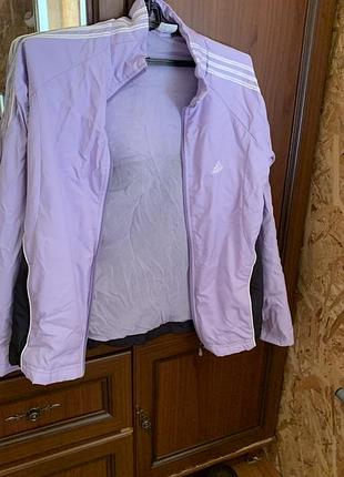 Вітровка adidas.фіолетового кольору. ціна 200 грн