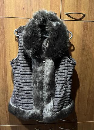 Жилетка женская