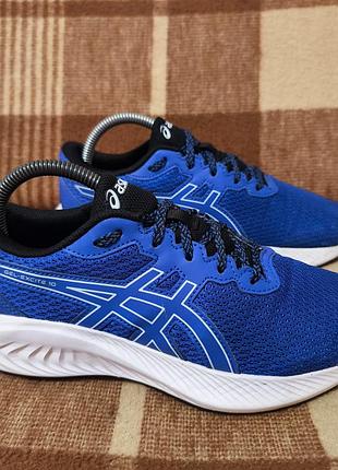 Женские кроссовки asics