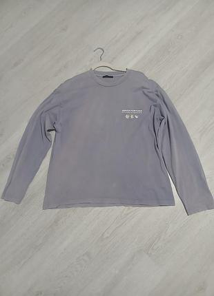 Лонслив сиреневый zara l с рисунком сзади