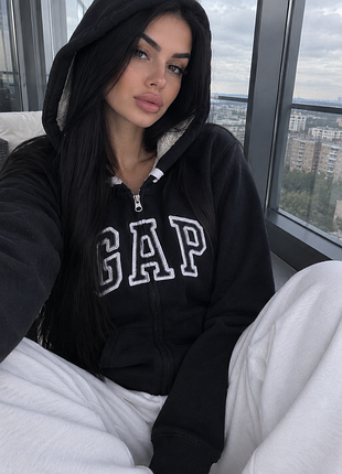Спортивна кофта gap